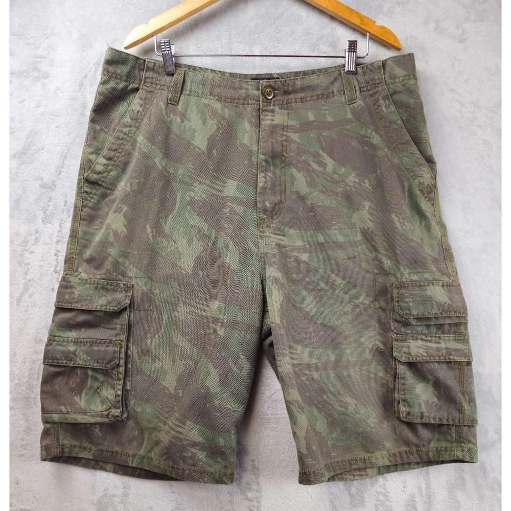 Swiss Cross Cargo Shorts Mens 40x11.5 Khaki Green Camo Trail Skater Utility Work
